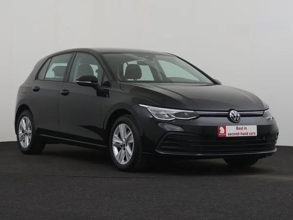VOLKSWAGEN Golf (2024) — foto 23 van 28