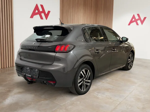 Peugeot 208 (2020) — foto 25 van 29