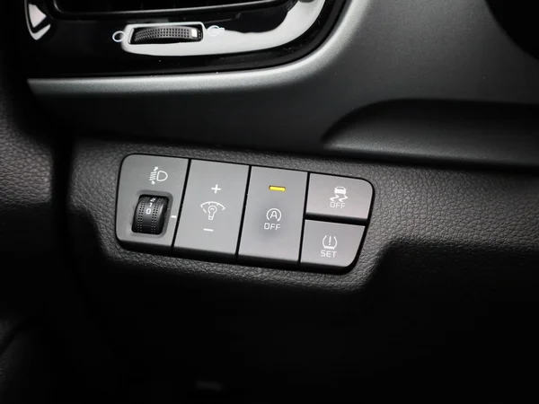 Kia Stonic (2021) — foto 15 van 40