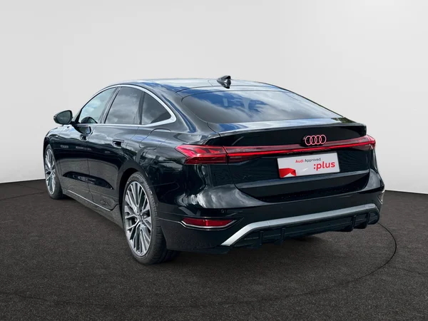 AUDI A6 Sportback e-tron (2025) — foto 18 van 24