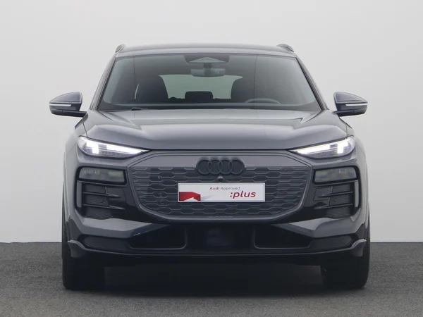 AUDI Q6 e-tron (2026) — foto 23 van 27