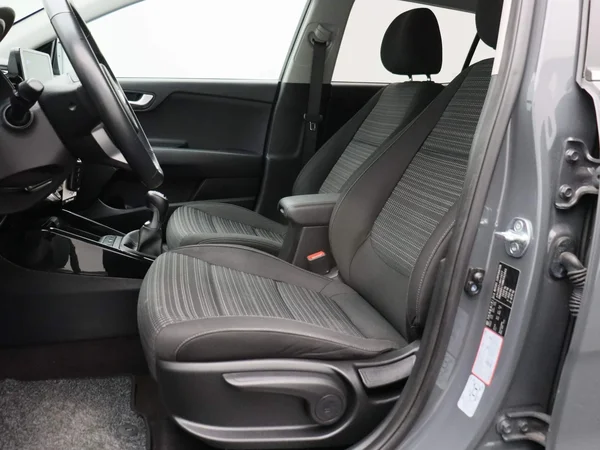 Kia Stonic (2018) — foto 16 van 19