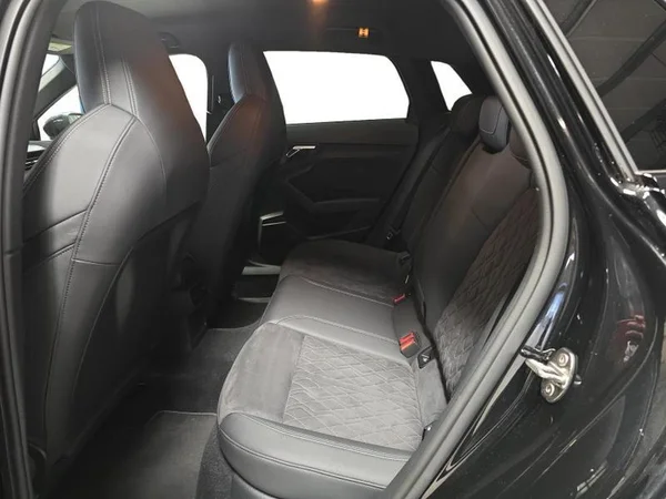 AUDI A3 Sportback Dsl (2023) — foto 4 van 32