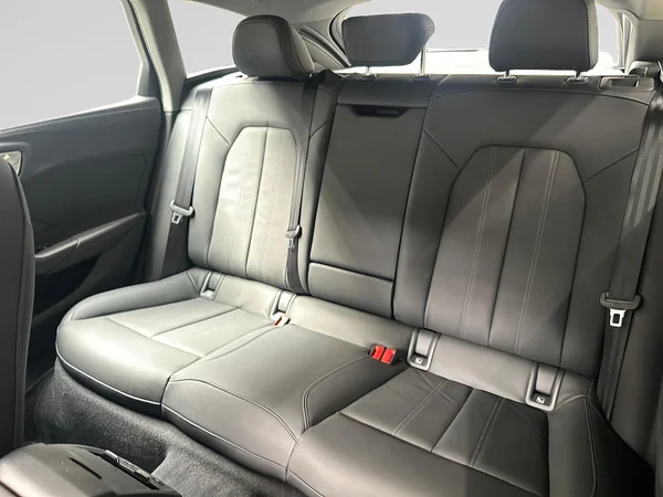 AUDI A5 Avant e-hybrid (PHEV) (2026) — foto 8 van 23