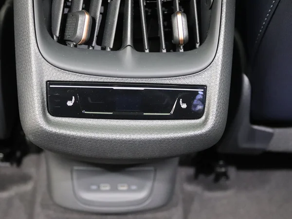 CUPRA Tavascan (2024) — foto 22 van 36