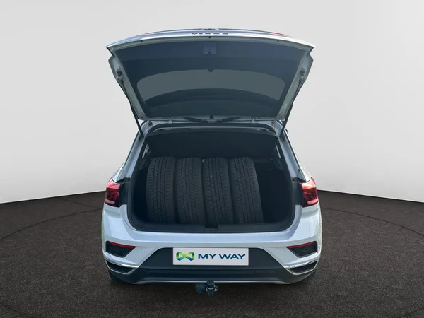 VOLKSWAGEN T-Roc (2021) — foto 13 van 24