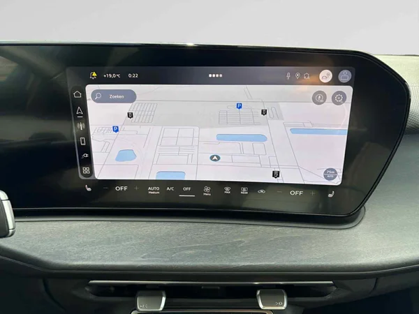 AUDI Q3 SUV e-hybrid (PHEV) (2025) — foto 7 van 16
