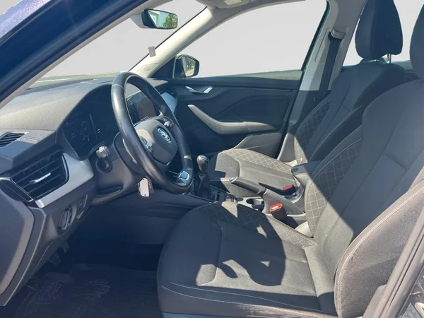 SKODA Kamiq (2021) — foto 3 van 18