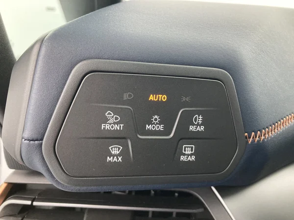 CUPRA Born (2022) — foto 13 van 32