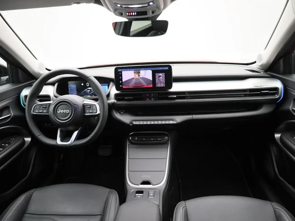 Jeep Avenger (2024) — foto 31 van 42