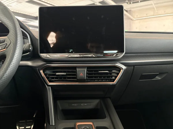 CUPRA Leon ST e-Hybrid (PHEV) (2026) — foto 7 van 23