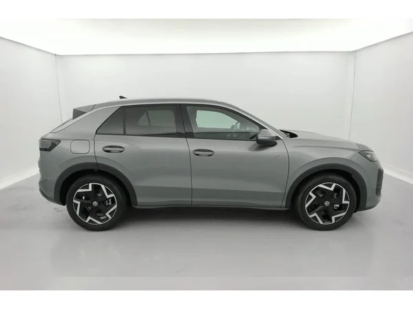 VOLKSWAGEN T-Roc (2026) — foto 24 van 36