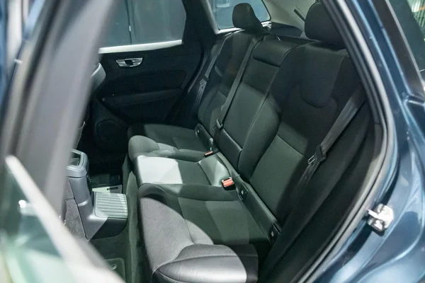 Volvo XC60 (2020) — foto 3 van 32