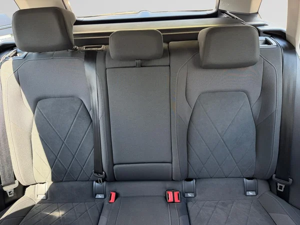 VOLKSWAGEN Golf VIII SW (2024) — foto 9 van 20