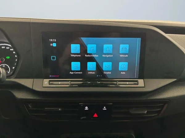 VOLKSWAGEN Caddy (2021) — foto 7 van 23