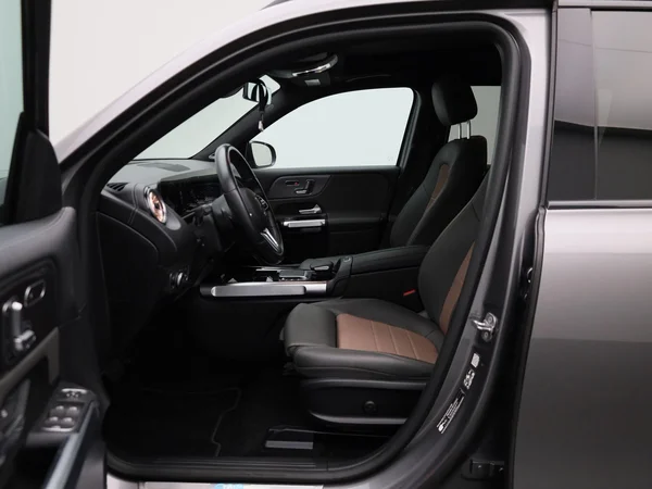 Mercedes-Benz EQB (2023) — foto 53 van 53