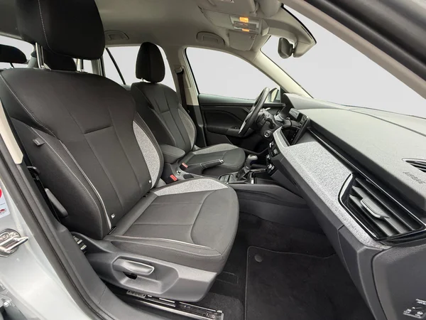 SKODA Kamiq (2024) — foto 15 van 21