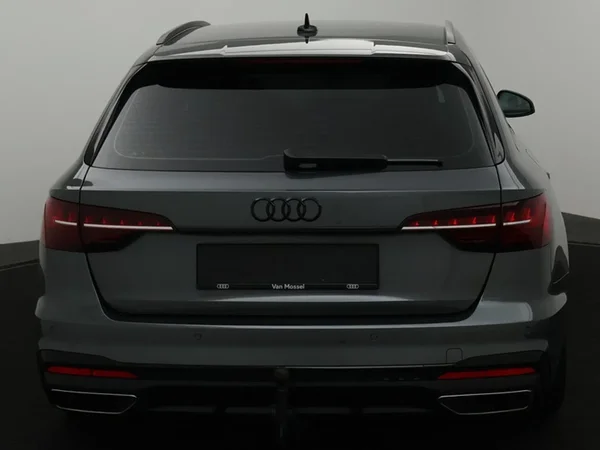 Audi A4 (2023) — foto 5 van 26