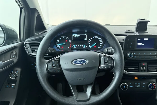 Ford Fiesta (2018) — foto 2 van 22