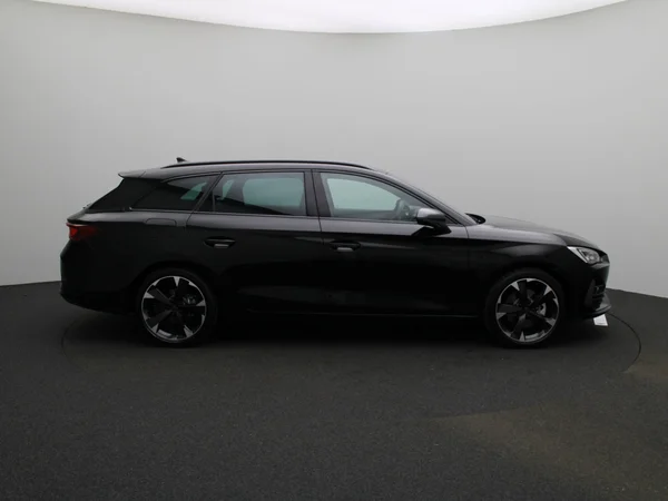 CUPRA Leon ST (2025) — foto 5 van 24