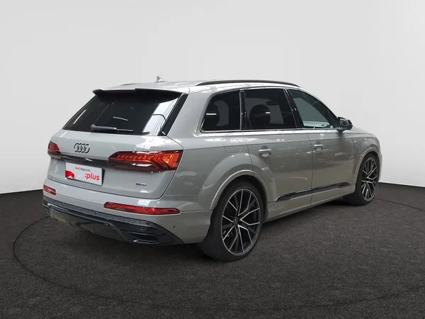 AUDI Q7 (2021) — foto 8 van 15
