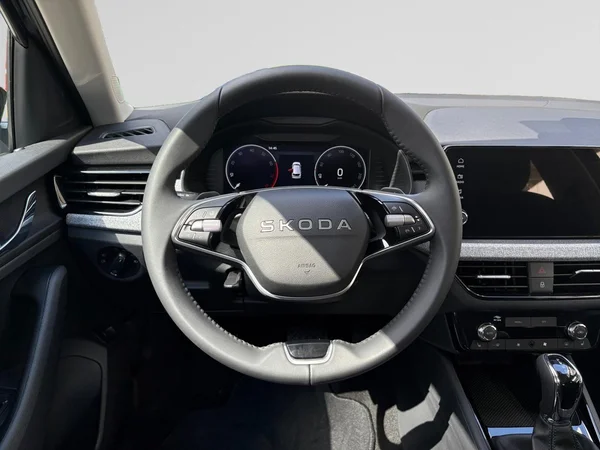 SKODA Kamiq (2026) — foto 4 van 24