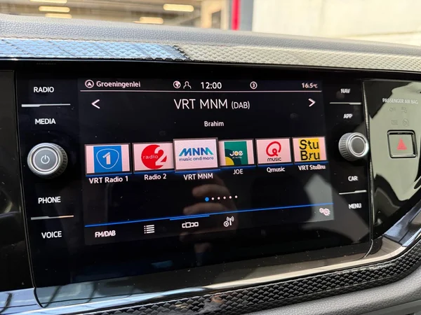 VOLKSWAGEN Polo (2026) — foto 15 van 16