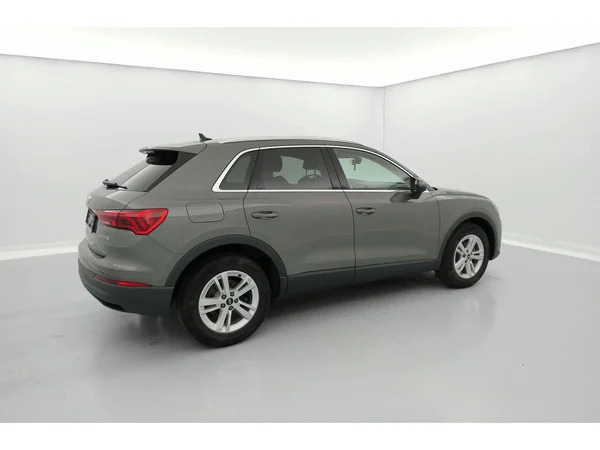 AUDI Q3 (2021) — foto 2 van 36