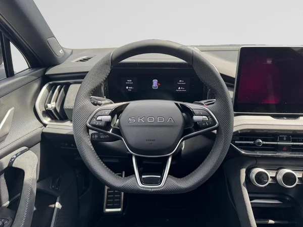 SKODA Kodiaq PHEV (2026) — foto 17 van 20