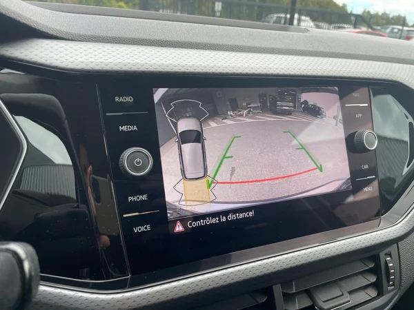 VOLKSWAGEN T-Cross (2022) — foto 13 van 21