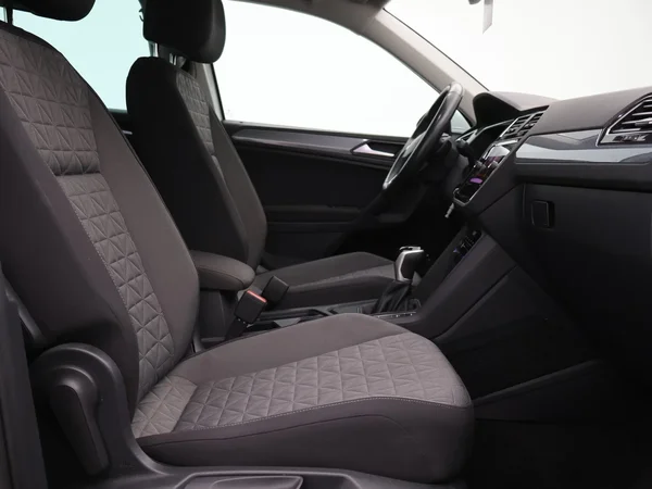 Volkswagen Tiguan (2023) — foto 14 van 26