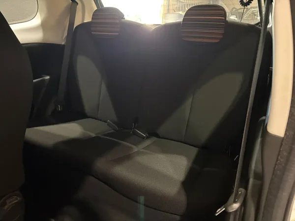 Citroen C1 (2015) — foto 6 van 19