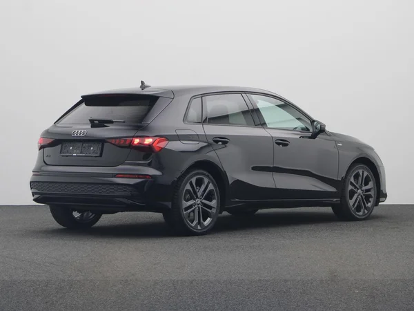 AUDI A3 Sportback (2025) — foto 12 van 23