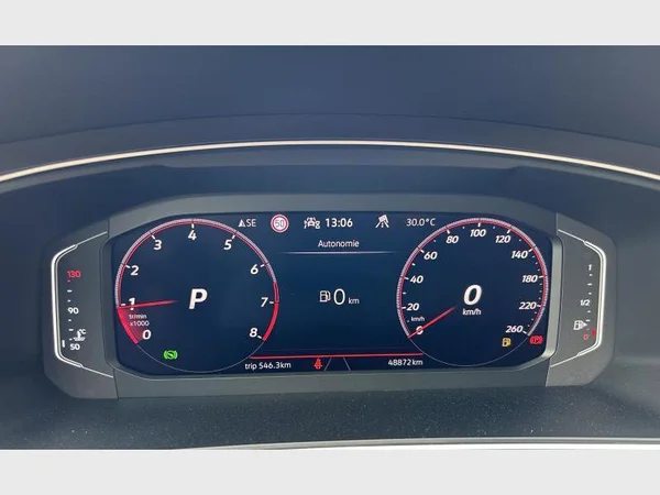 Volkswagen Tiguan Allspace (2023) — foto 8 van 40