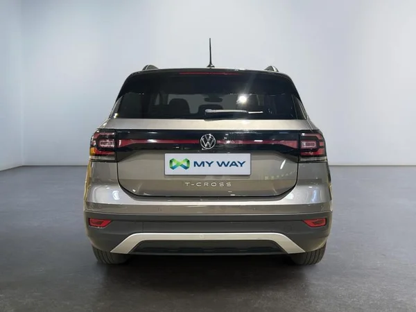 VOLKSWAGEN T-Cross (2021) — foto 27 van 31
