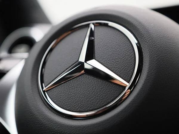 Mercedes-Benz GLA (2025) — foto 28 van 50
