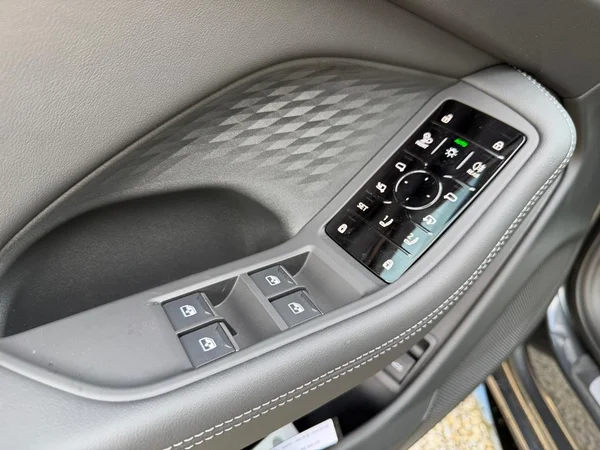AUDI A6 Avant (2026) — foto 6 van 19