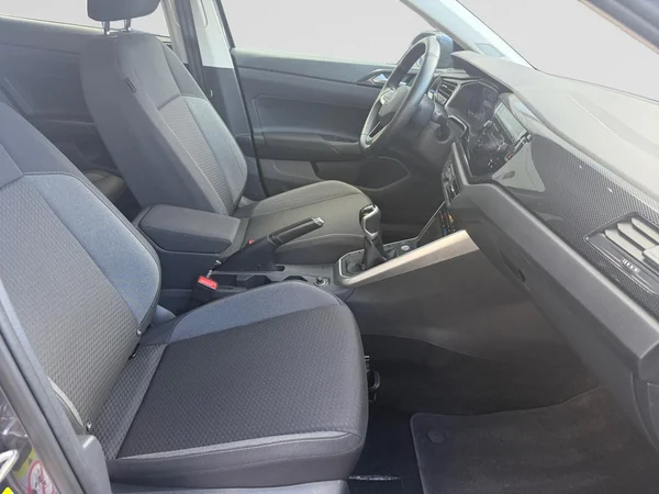 VOLKSWAGEN Taigo (2024) — foto 19 van 20