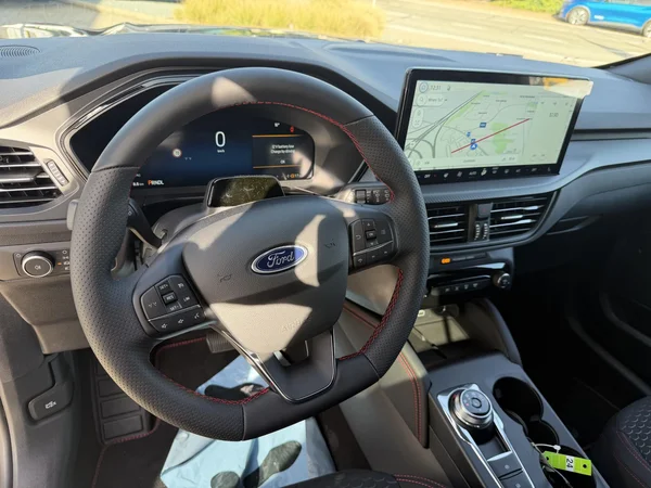 Ford Kuga (2026) — foto 6 van 18