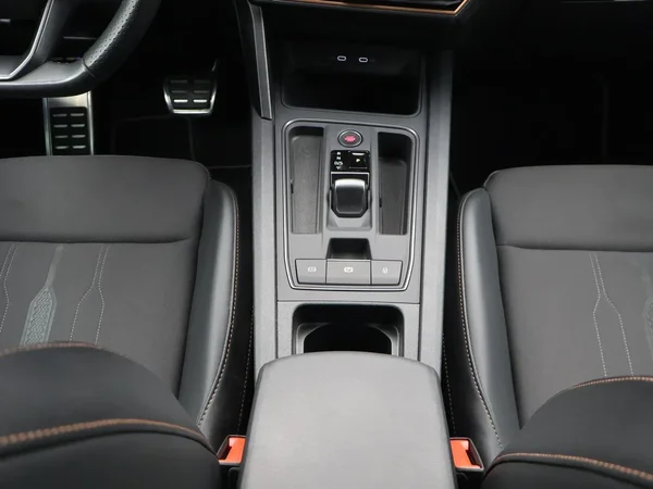 CUPRA Leon Sportstourer (2024) — foto 18 van 31