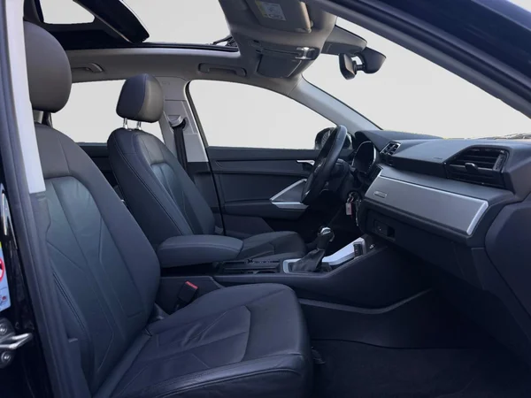 AUDI Q3 (2019) — foto 8 van 24