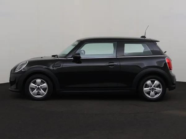MINI Cooper (2022) — foto 12 van 27