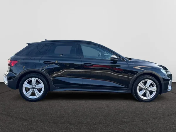 AUDI A3 Allstreet PHEV (2025) — foto 21 van 24