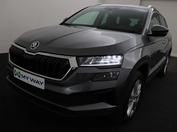 SKODA Karoq (2025) — foto 8 van 18