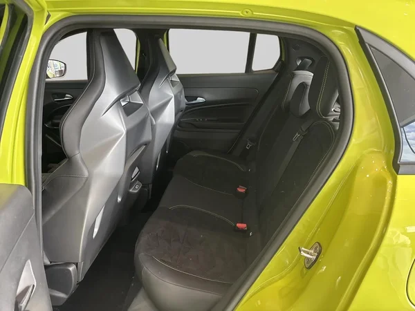 Abarth 600e (2026) — foto 6 van 26