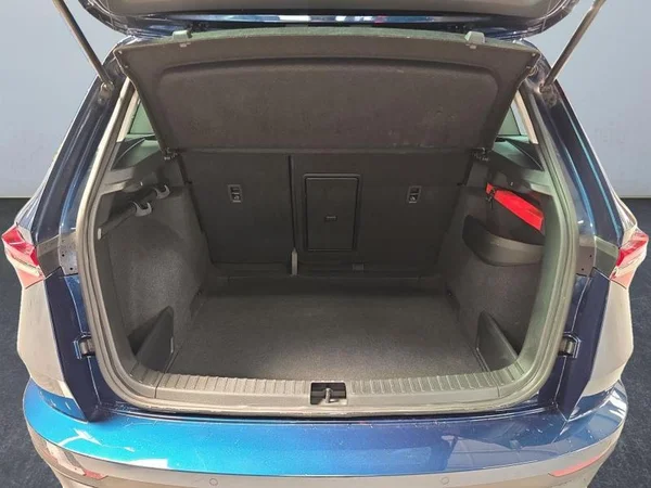 SKODA Karoq (2023) — foto 24 van 31