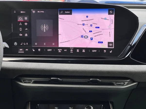 AUDI A6 e-hybrid (PHEV) (2025) — foto 6 van 21