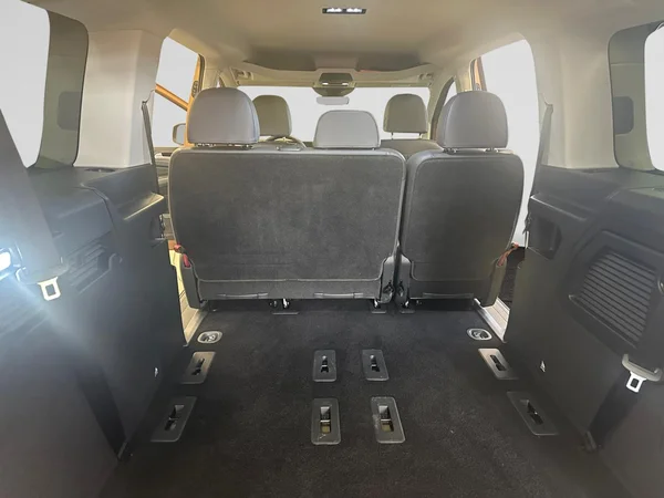 VOLKSWAGEN Caddy Maxi eHybrid (PHEV) (2026) — foto 6 van 11