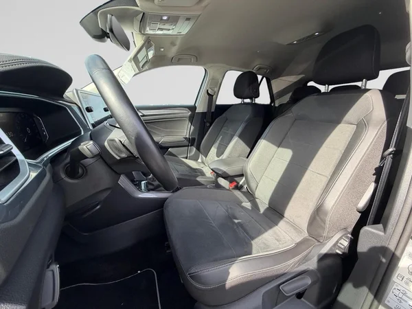 VOLKSWAGEN T-Roc (2022) — foto 3 van 25