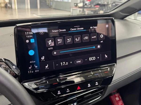 VOLKSWAGEN ID.3 (2023) — foto 3 van 11